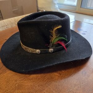 Smithbilt Size 6 7/8 Black Felt Cowboy Hat  Feather EUC Made In Calgary